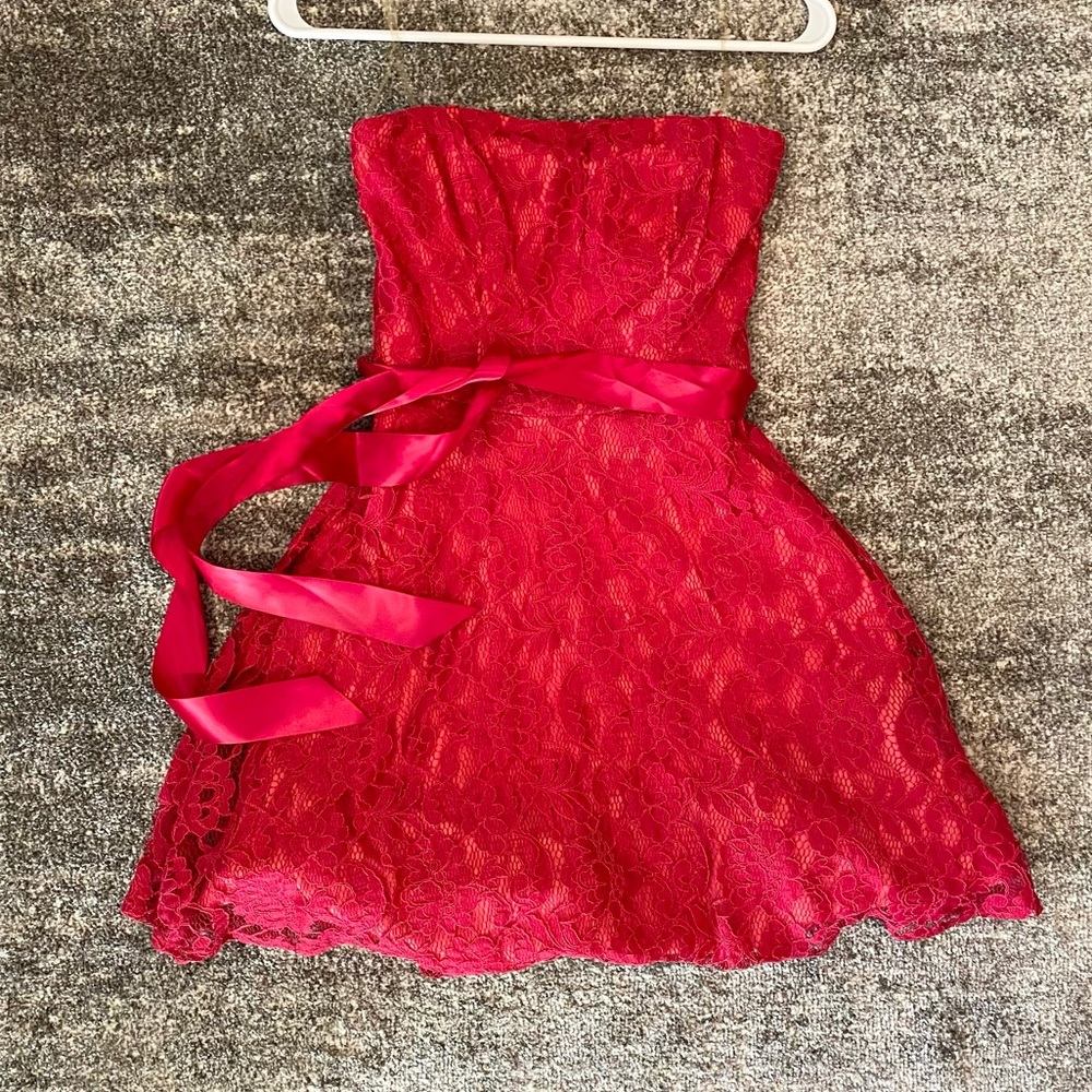 Pink Lace Mini Strapless Dress Size Small